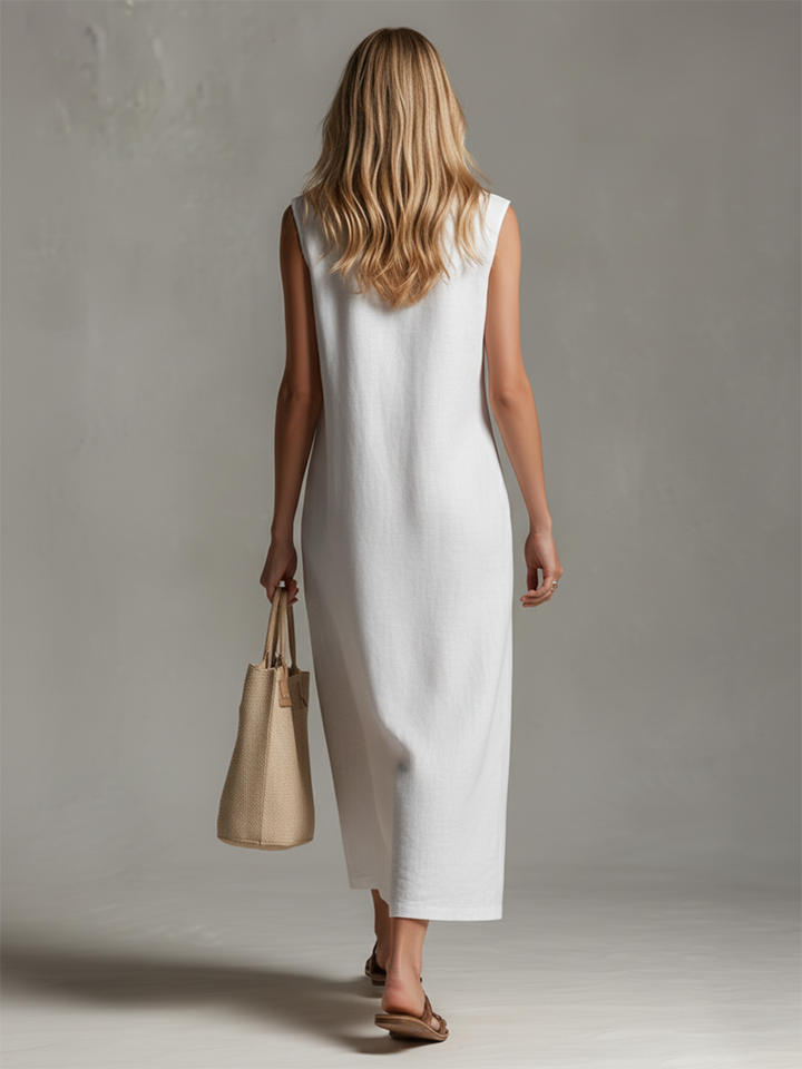 Elegant women's sleeveless midi dress, stand-up collar & subtle zipper. Versatile for spring & summer occasions.
