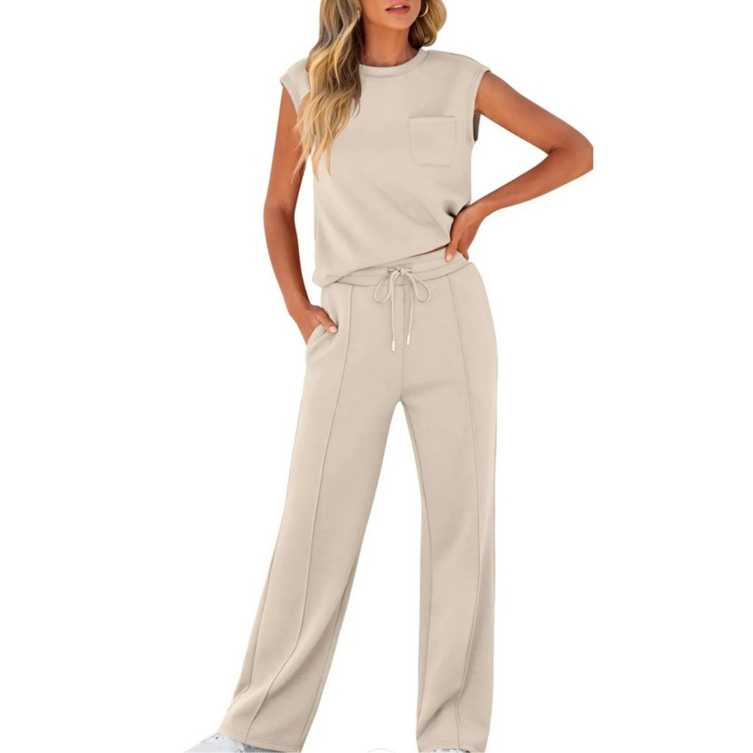 Breathable women's two-piece set for summer, relaxed fit, offering versatile comfort.