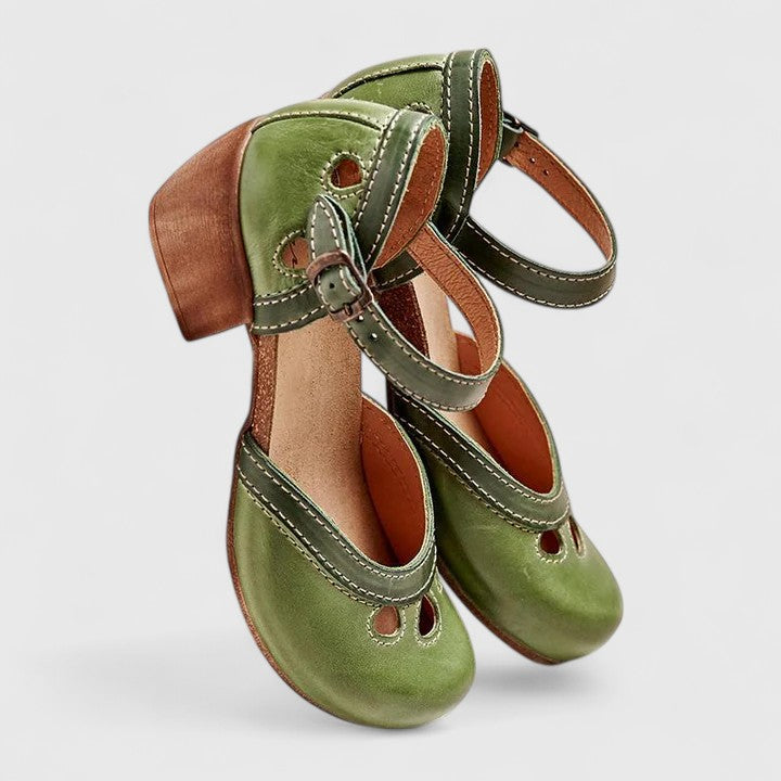 Breathable open-toe women's sandals, ideal for summer walking & casual outdoor wear.