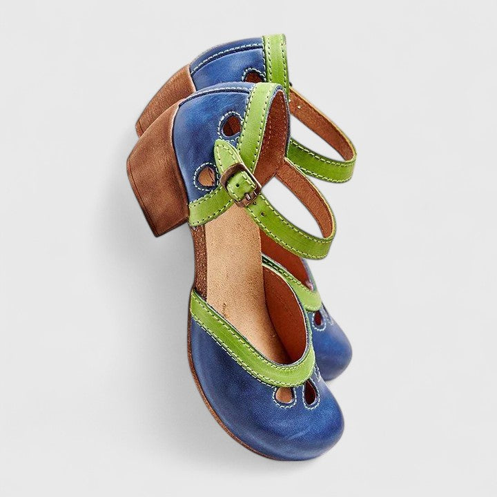 Summer women's walking sandals, breathable & comfortable for casual daily outdoor wear.