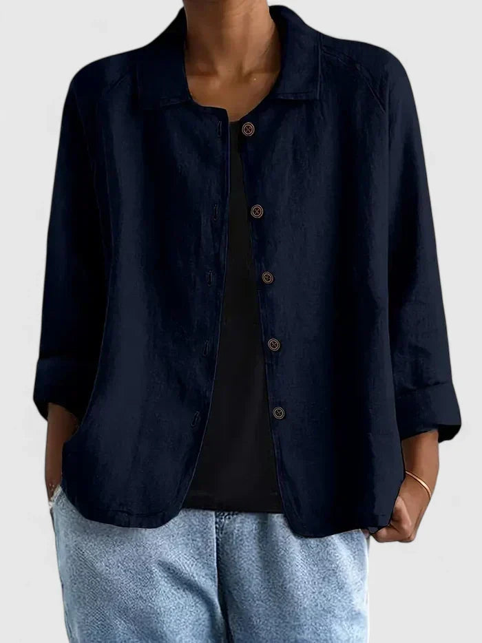 Women's chic everyday blouse, versatile long-sleeve top for comfort and style.