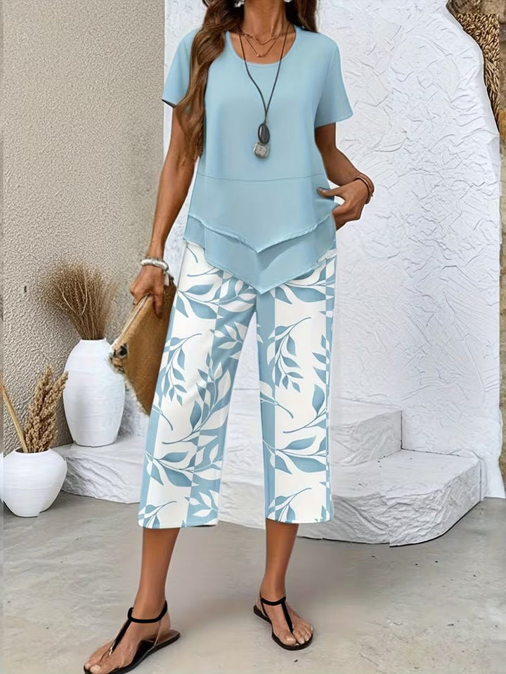 Botanical leaf print matching outfit set for women, ideal for a relaxed and comfortable look.