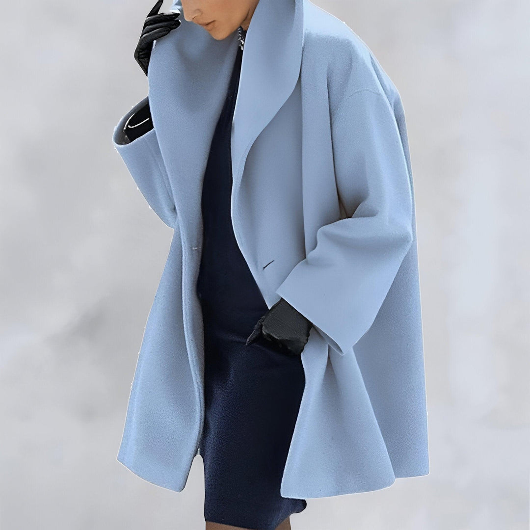 Lightweight oversized women's coat, a chic layering piece for spring and cooler fall days. Effortless fashion.