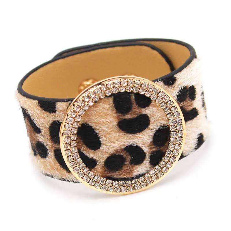 Detailed wild leopard pattern wrap bracelet, perfect chic arm accessory for women.