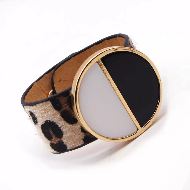 Trendy women's wild leopard print wrap bracelet, a chic and adjustable wrist wear.