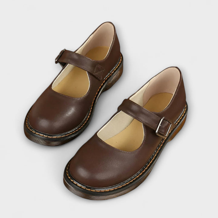 Women's chunky sole Mary Jane flats with buckle strap. Retro round toe platform for comfortable everyday wear.