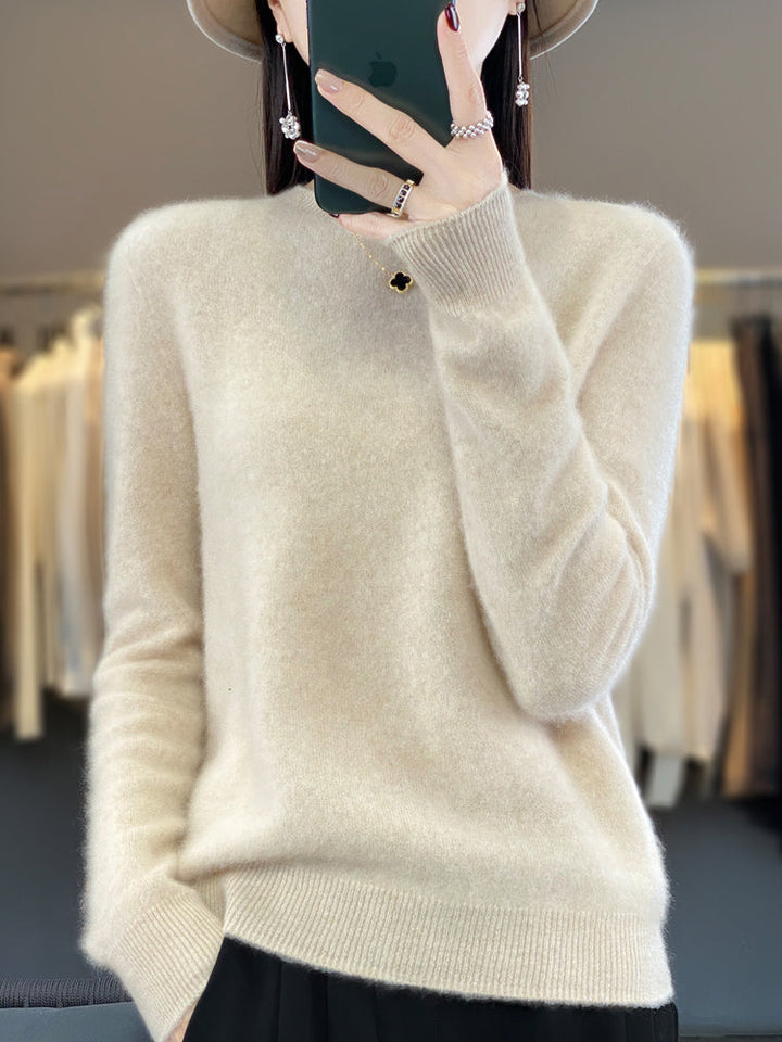 Classic women's round neck pullover sweater, a comfortable long sleeve for versatile fashion.