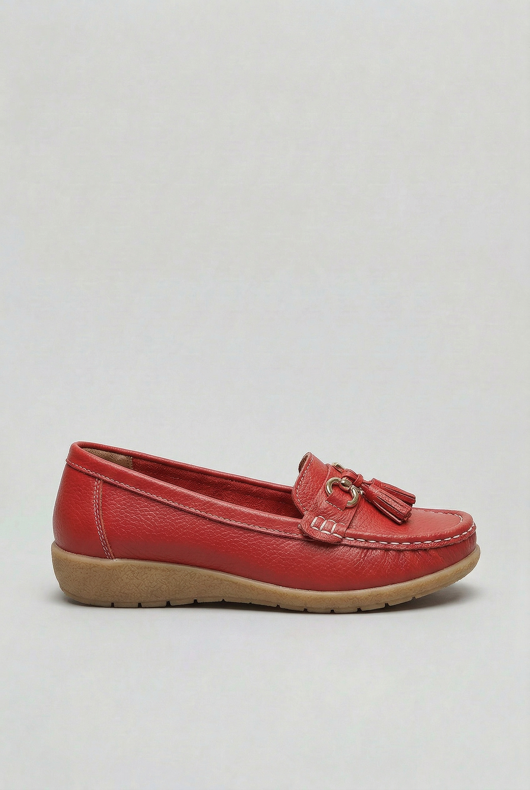 Women's versatile slip-on loafers, classic design with cushioned comfort for any casual everyday outfit.