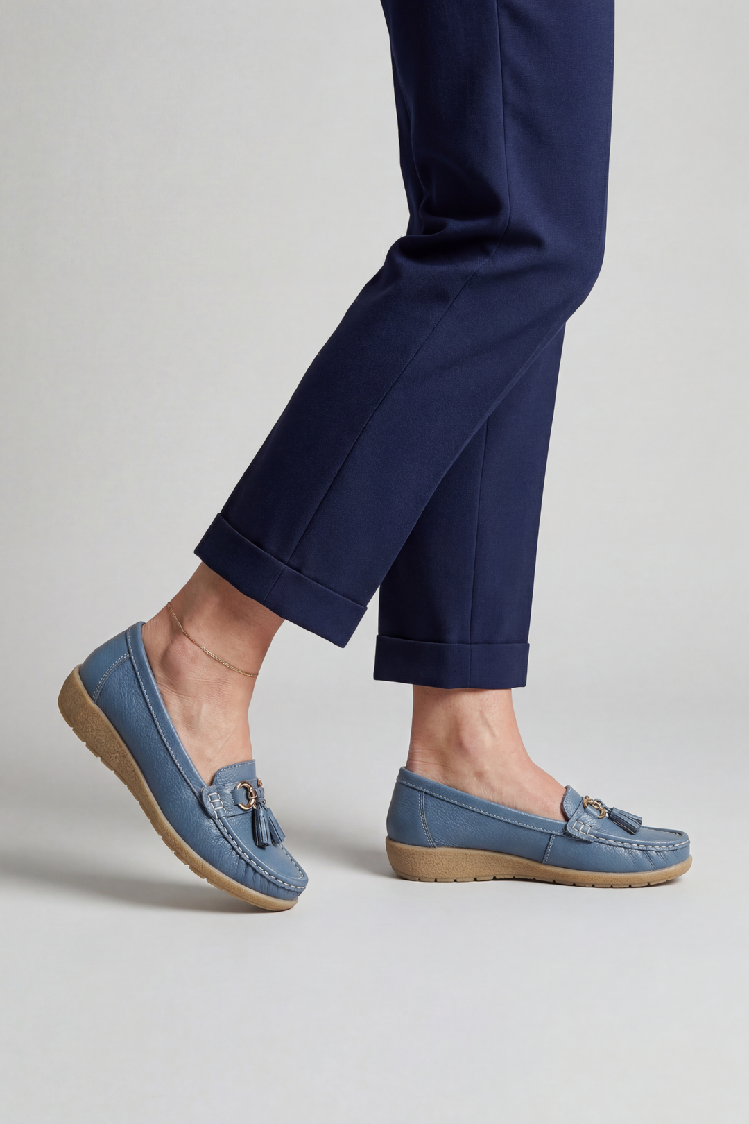 Comfortable women's slip-on loafers featuring soft cushioning for all-day wear and everyday style.