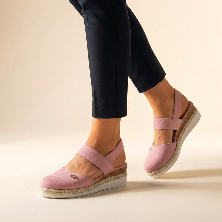Comfortable women's platform espadrille sandals with soft straps, ideal for summer elegance & extended wear.