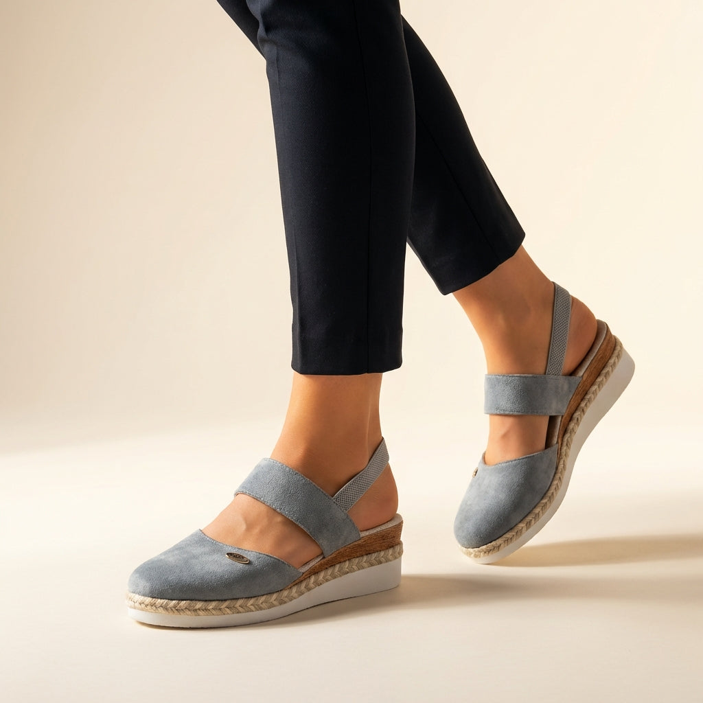 Stylish women's espadrille platform wedge sandals, featuring woven rope sole & comfortable design for summer.