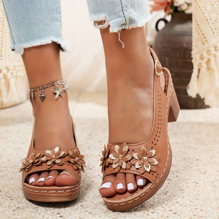 Black women's comfortable strappy sandals with adjustable straps, ideal for daily casual wear.