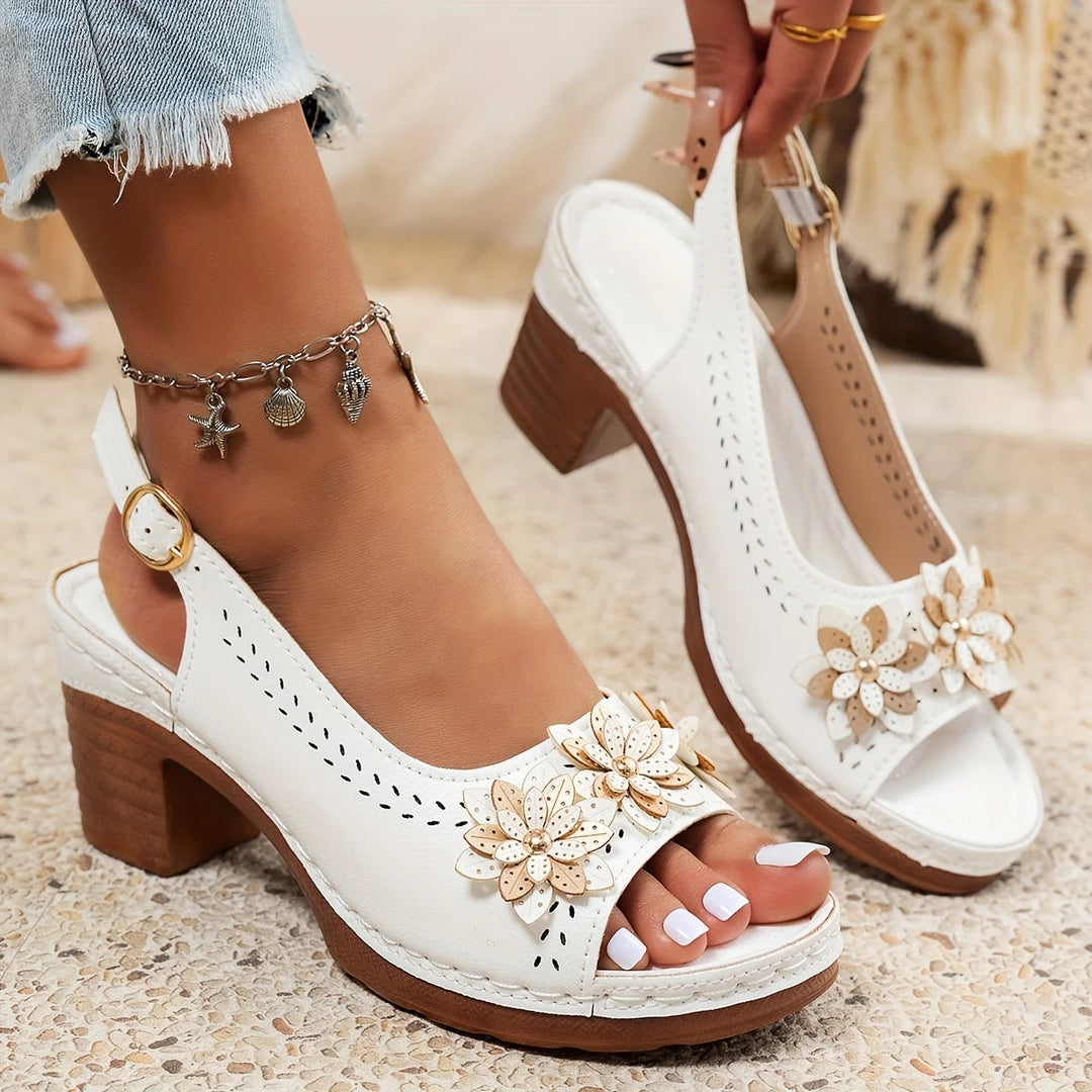 Brown open-toe women's sandals with adjustable straps, comfortable and stylish for daily wear.