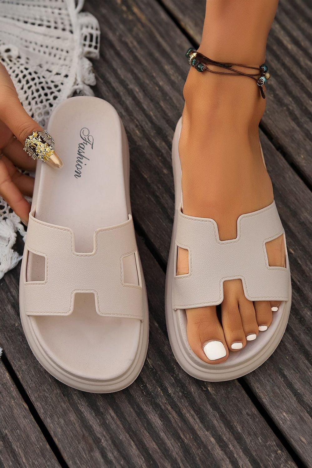 Women's easy slip-on strappy sandals, offering ultimate comfort for everyday.