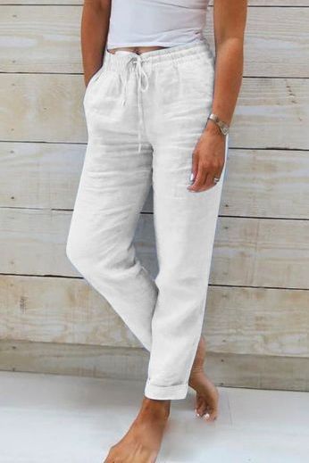 Elegant women's flowy wide leg pants, featuring a comfortable relaxed fit for diverse styling.