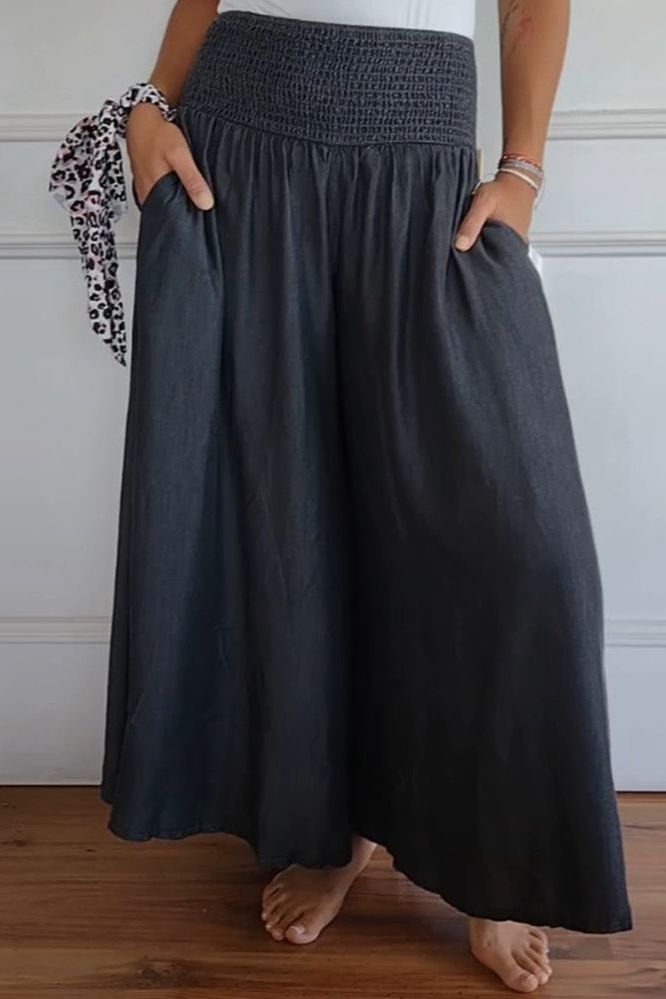 Women's comfortable high-waist A-line skirt, perfect for everyday wear and versatile styling. Soft fabric.