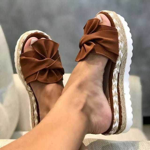 Premium women's comfort sandals with platform sole & arch support. Stylish orthopedic footwear for summer.