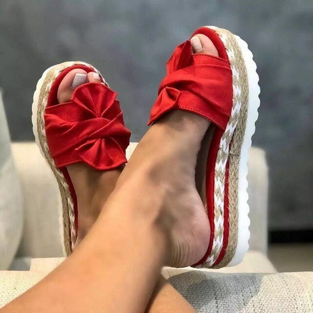 Supportive women's platform sandals for all-day comfort. Features strong arch support; great summer walking shoes.