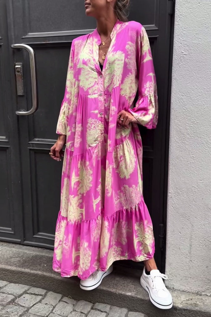 Elegant women's summer maxi dress with a relaxed fit. Casual yet chic, ideal for versatile everyday style.