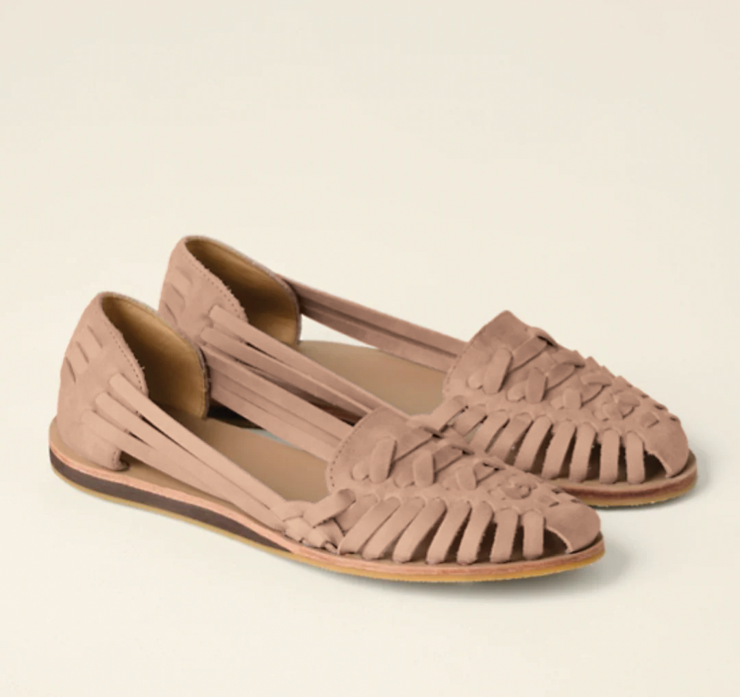 Easy wear women's slip-on sandals, designed for ultimate comfort and versatile casual summer fashion.