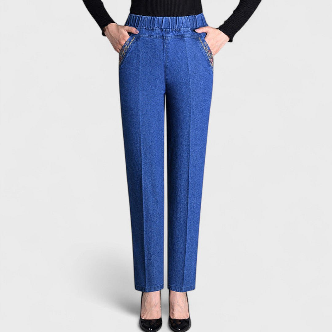 Women's comfortable stretch denim jeans with elastic waist, ideal for everyday casual wear.
