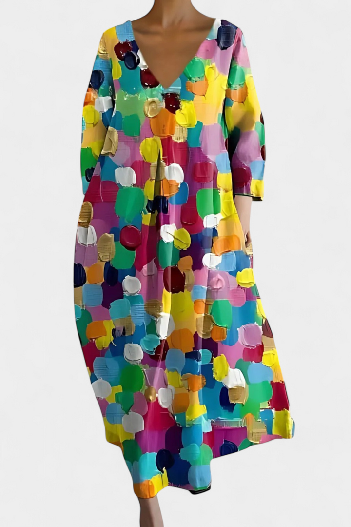 Casual summer V-neck maxi dress for women, offering a comfortable, relaxed and flowy silhouette.