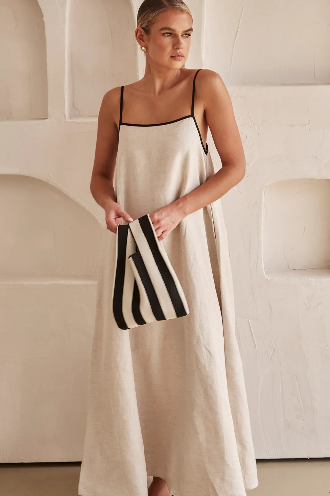 Comfortable women's oversized summer maxi dress, features a trendy square neck and chic contrast trim.