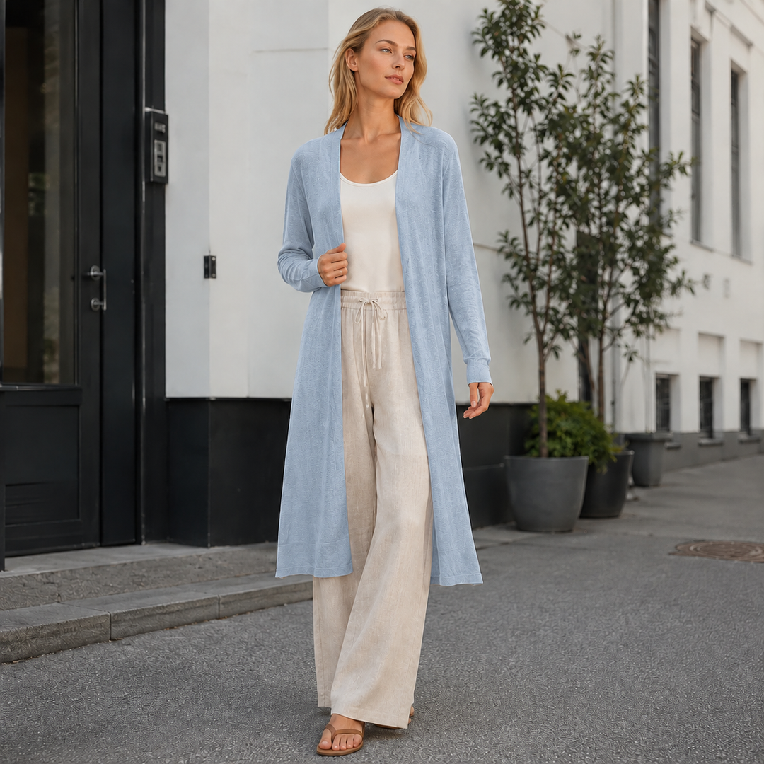 Women's cozy long knit cardigan, open front for effortless fall & winter style.