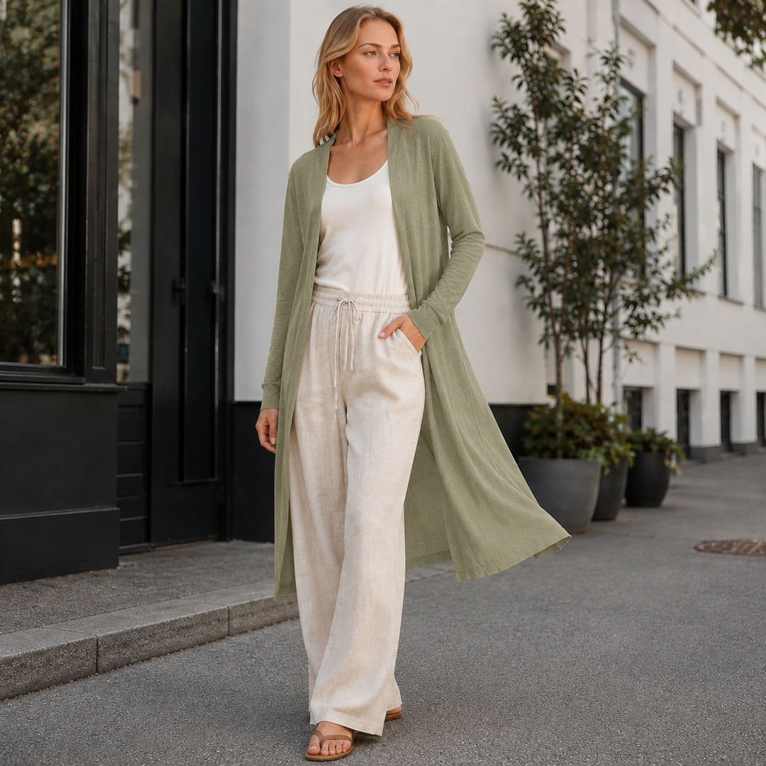 Fall fashion women's long knit cardigan, open front and cozy for stylish layering.