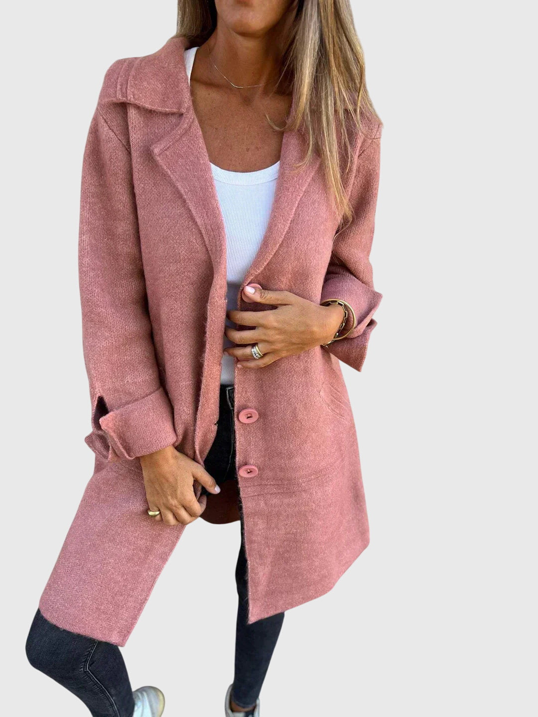 Women's cozy longline blazer, perfect for stylish everyday wear & versatile layering.