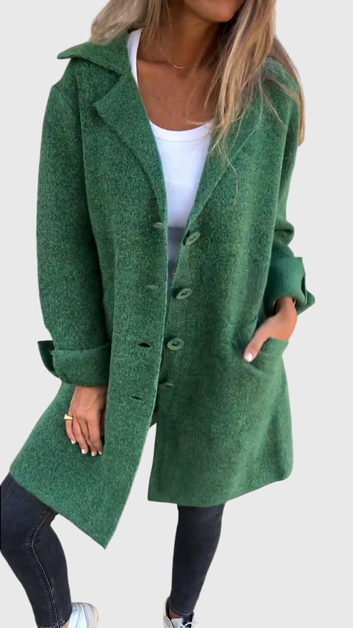 Stylish women's cozy longline blazer. Versatile outerwear for a chic, put-together look.