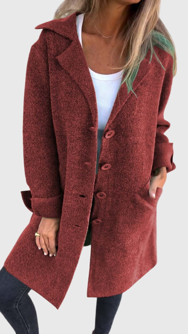 Cozy women's longline blazer, a stylish & elegant layering piece for various occasions.