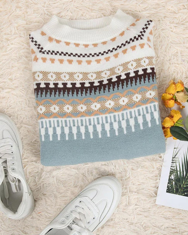 Stay warm & comfortable in this women's relaxed fit sweater. A cozy long sleeve top, perfect for fall and winter casual outfits.