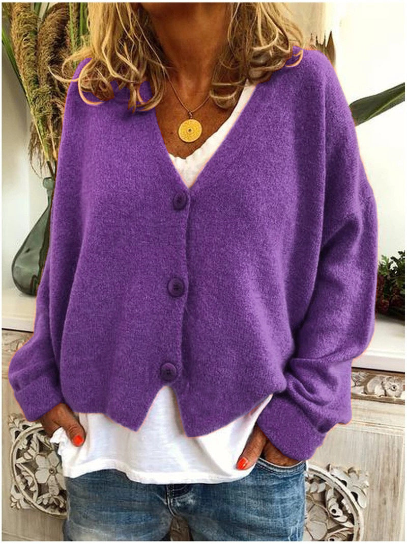 Women's casual chic soft knit cardigan, ideal for everyday wear and versatile layering styles.