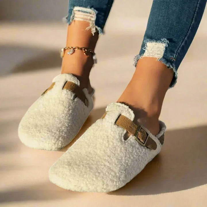 Soft women's winter mules with plush lining, ultimate warm slip-on footwear for indoor and outdoor use.