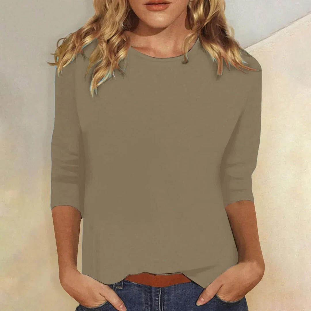Everyday women's top, relaxed fit, 3/4 sleeves, and a flattering crew neck design.
