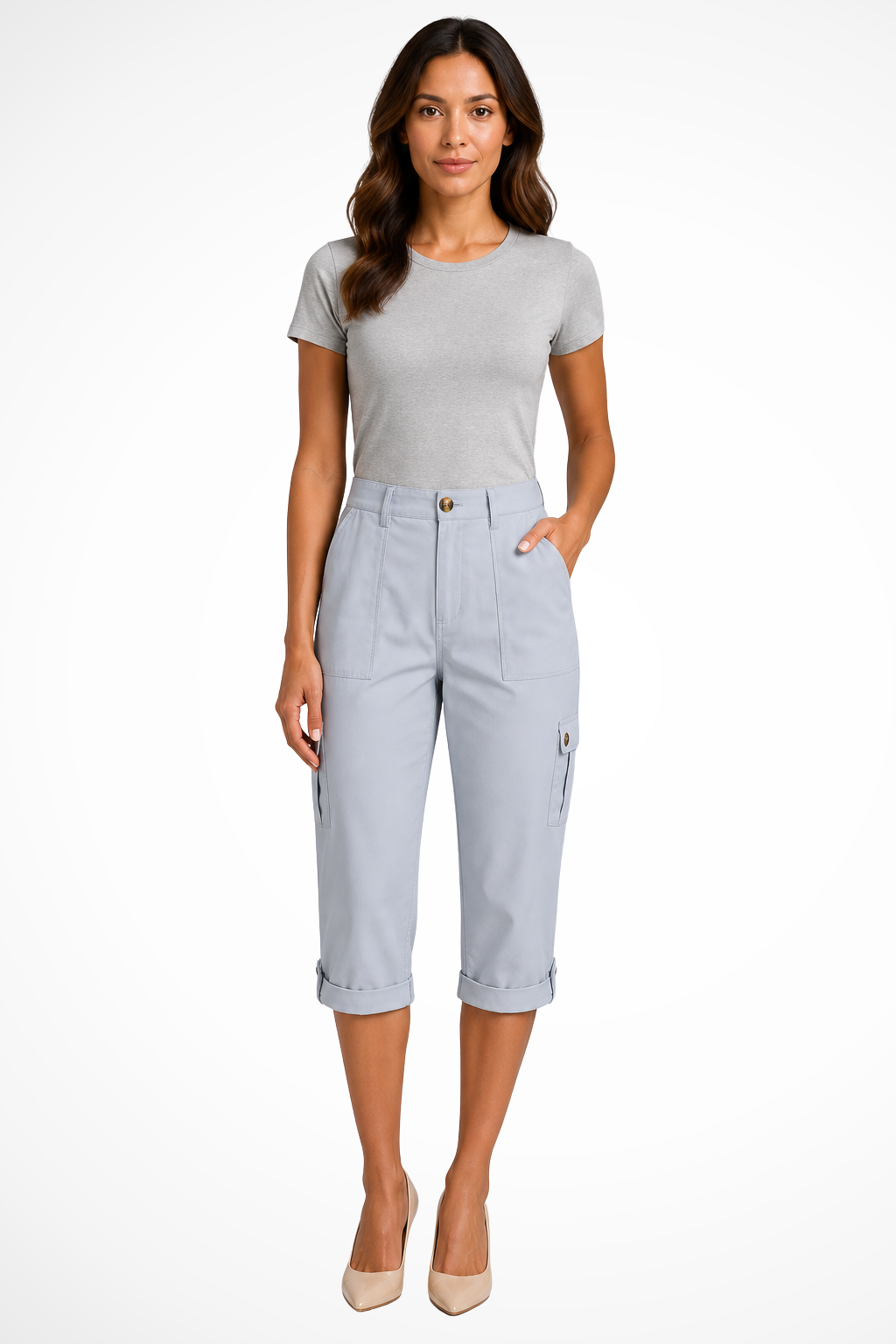 Lightweight women's cropped cargo pants, perfect for warm weather, summer, and casual outings.