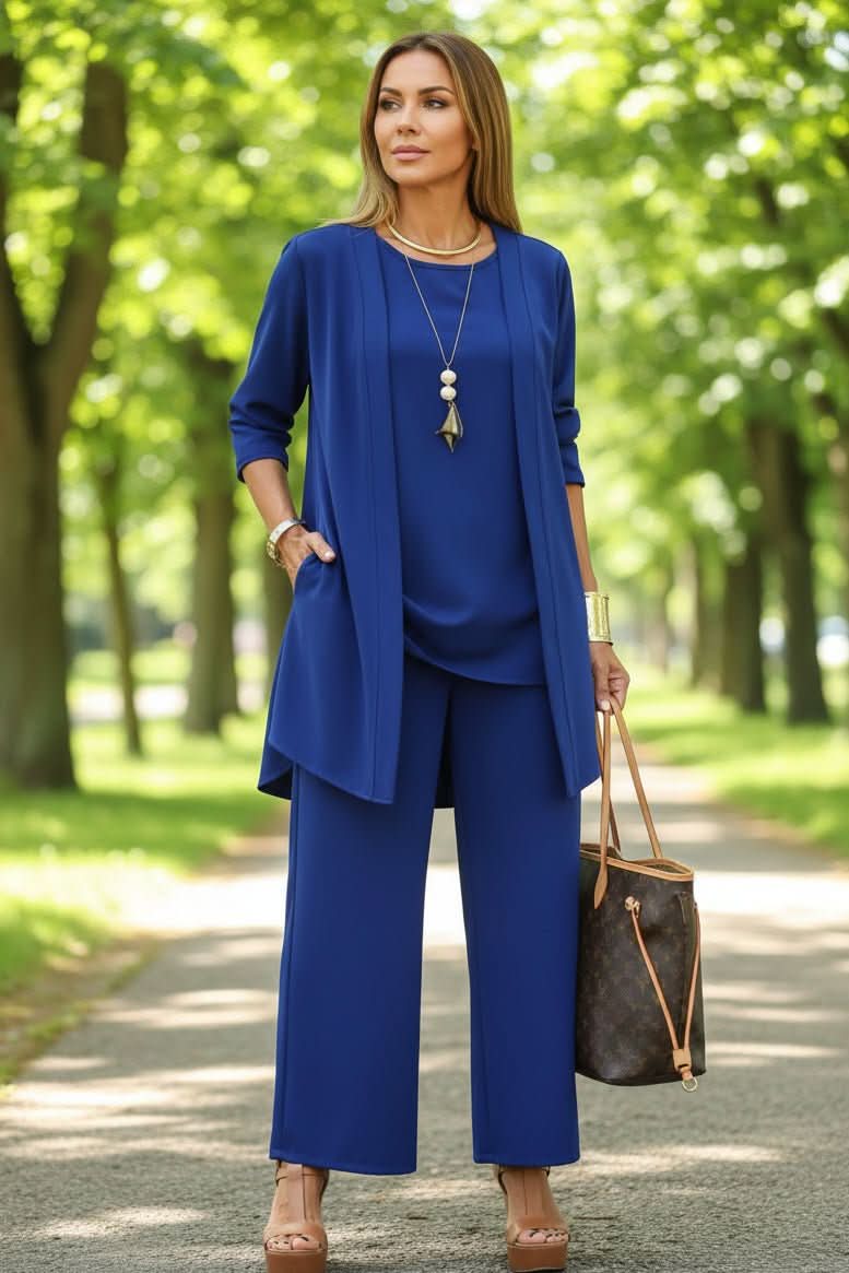 Model wearing a breathable 3-piece summer loungewear set, perfect for a relaxed vacation.
