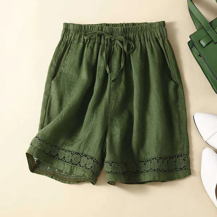 Stylish women's floral shorts with an elastic waist; perfect for casual, everyday, or vacation wear.