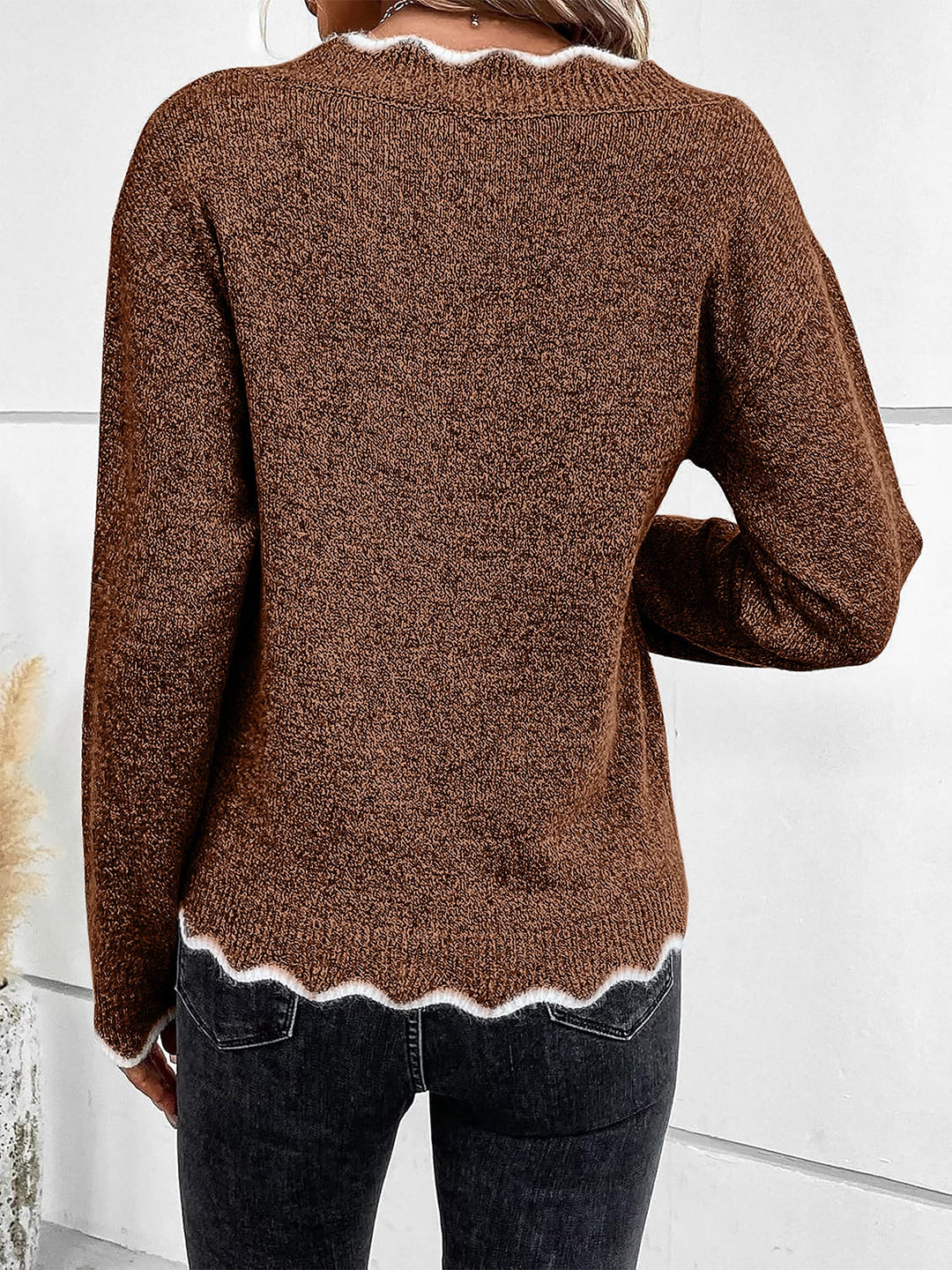 Effortless women's notch v-neck sweatshirt, soft & cozy for relaxed style.