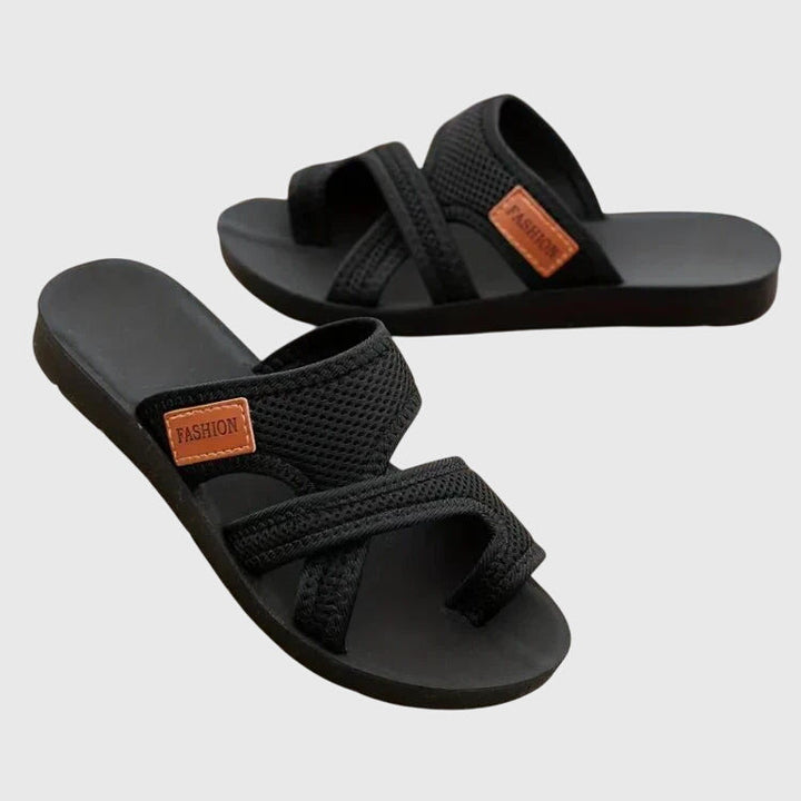Cushioned women's walking sandals featuring elastic fit and orthopedic arch support for active, healthy feet.