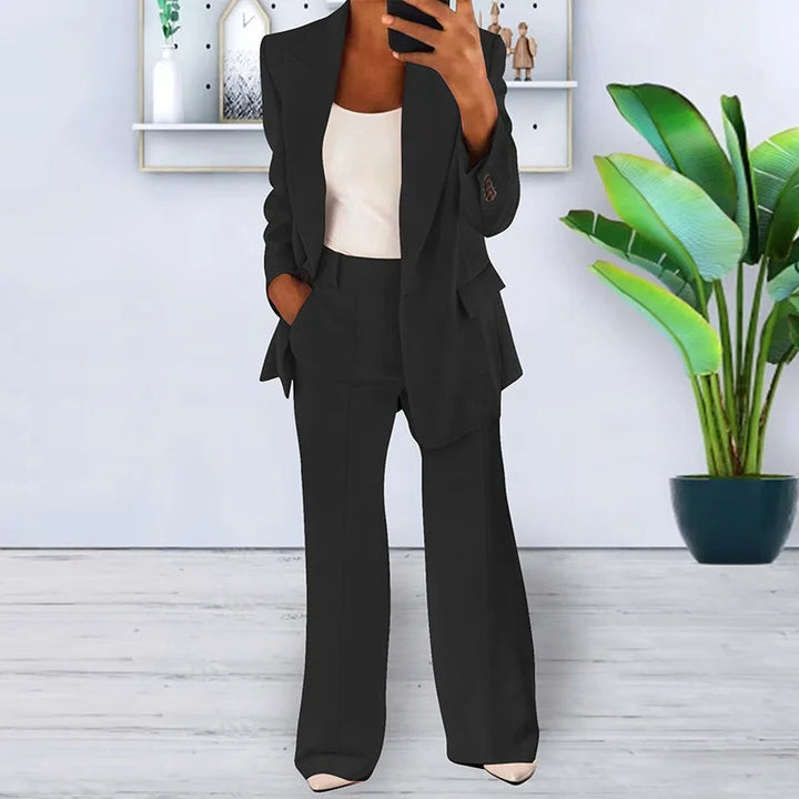 Women's elegant 2-piece pantsuit, a chic blazer & wide-leg trousers for professional office wear.