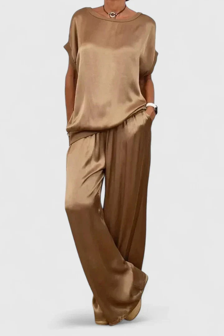 Close-up of women's comfortable batwing sleeve top from a versatile wide leg pant two-piece loungewear set.