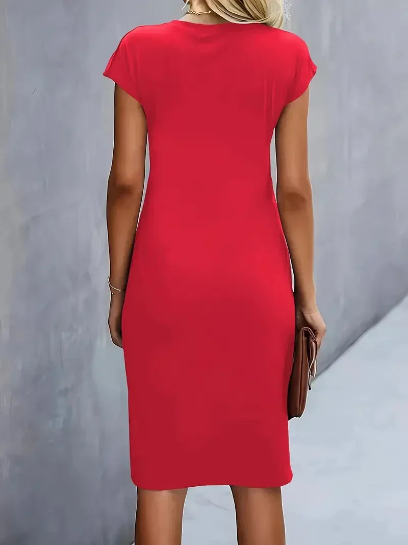 Comfortable women's elegant midi dress, round neck, versatile for day-to-night styling and comfort.