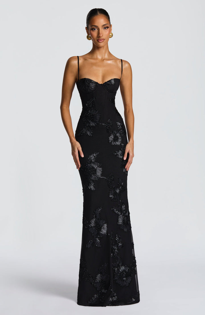 Women's occasion wear: exquisite floral appliqué corset mermaid maxi dress, a luxurious formal evening gown.