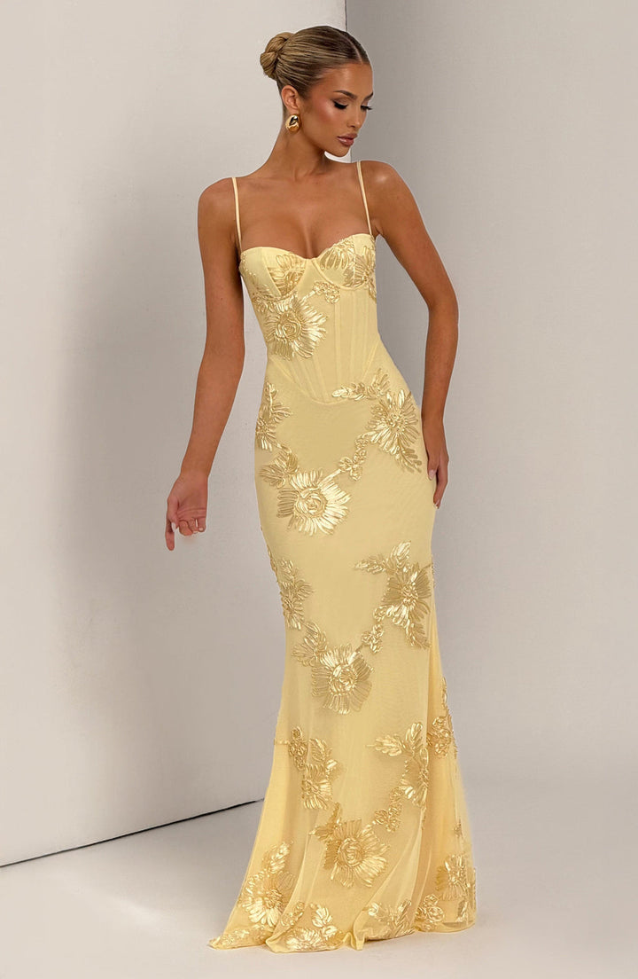 Elegant women's floral appliqué mermaid maxi dress, a stunning formal gown for prom, galas, or special events.