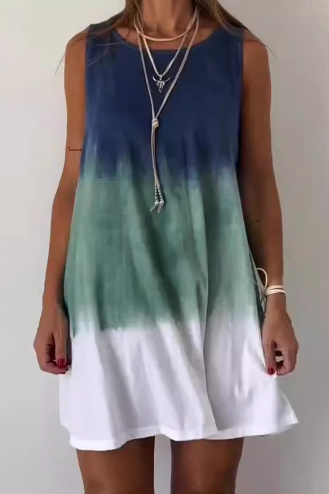 Women's elegant floral printed midi dress, perfect for spring fashion & summer style. Flowy, comfortable day dress.