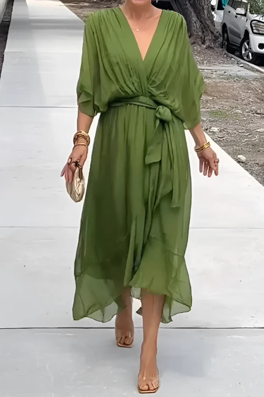 Comfortable women's flowing maxi dress, ideal for summer parties, holidays, or evening wear.