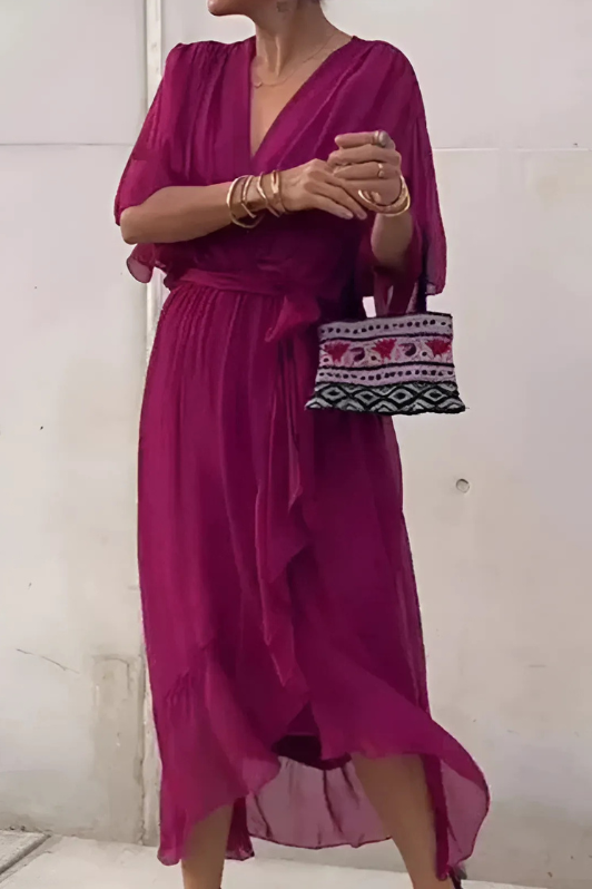 Women's versatile flowing maxi dress, suitable for summer holidays, formal events, or evening parties.