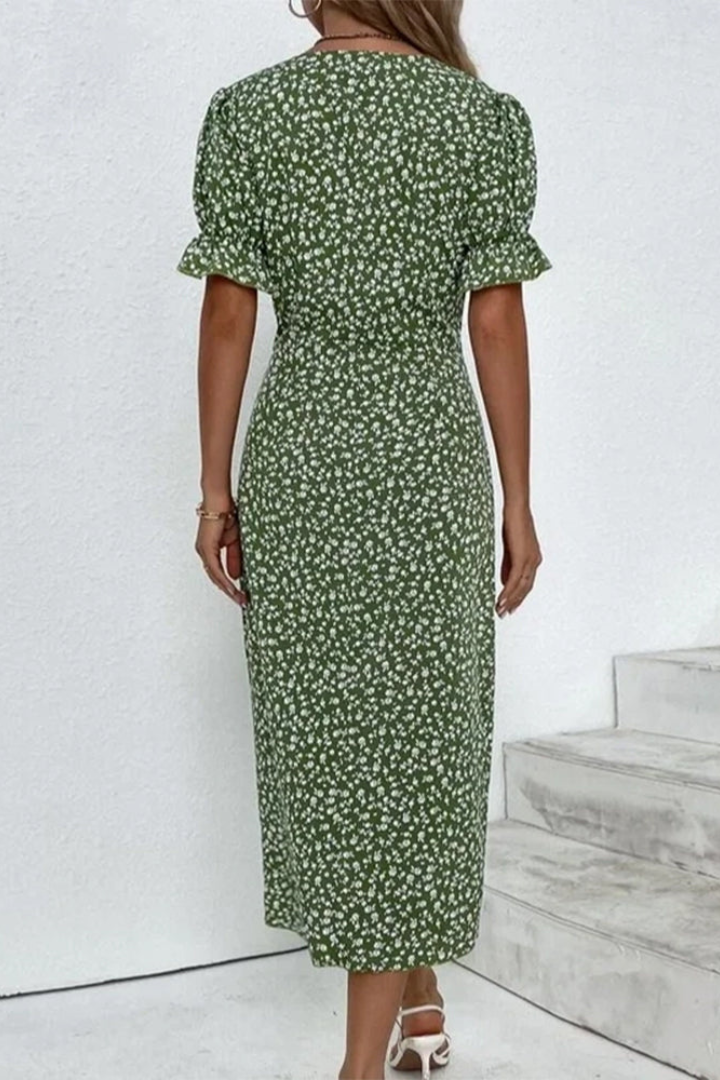 Casual yet elegant women's midi dress. Flowing fabric provides ultimate comfort for everyday wear.